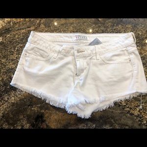 White short guess shorts